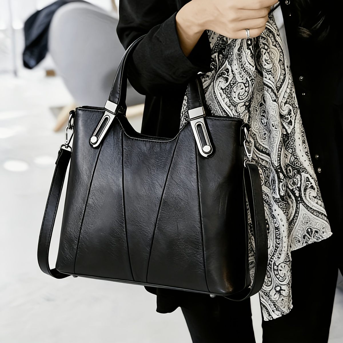Versatile Crossbody Bag Niche Elegant Mom Bag Large Capacity Zipper Closure Lightweight Shoulder Tote Handheld Adjustable Strap Durable Daily Commute Shopping Date