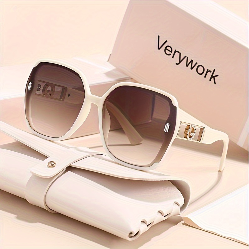 Verywork Ladies Classic Vintage Rectangle Fashion Glasses - Stylish PC Frame And Decorative Lenses Included in Box/ Cloth/ Gift Box - Perfect for Carnival, Party, Festival And Everyday Fashion
